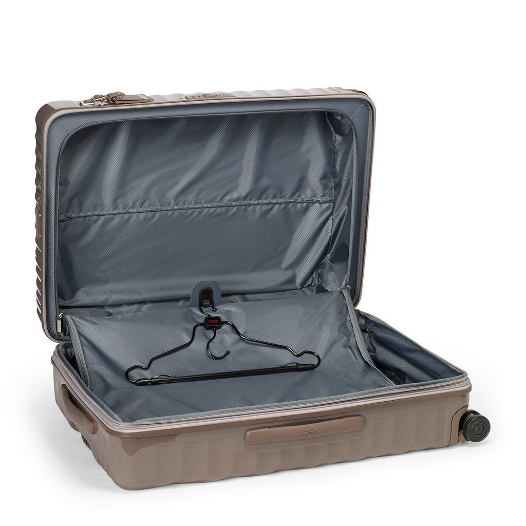 19 Degree Extended Trip Expandable 4 Wheel P/C