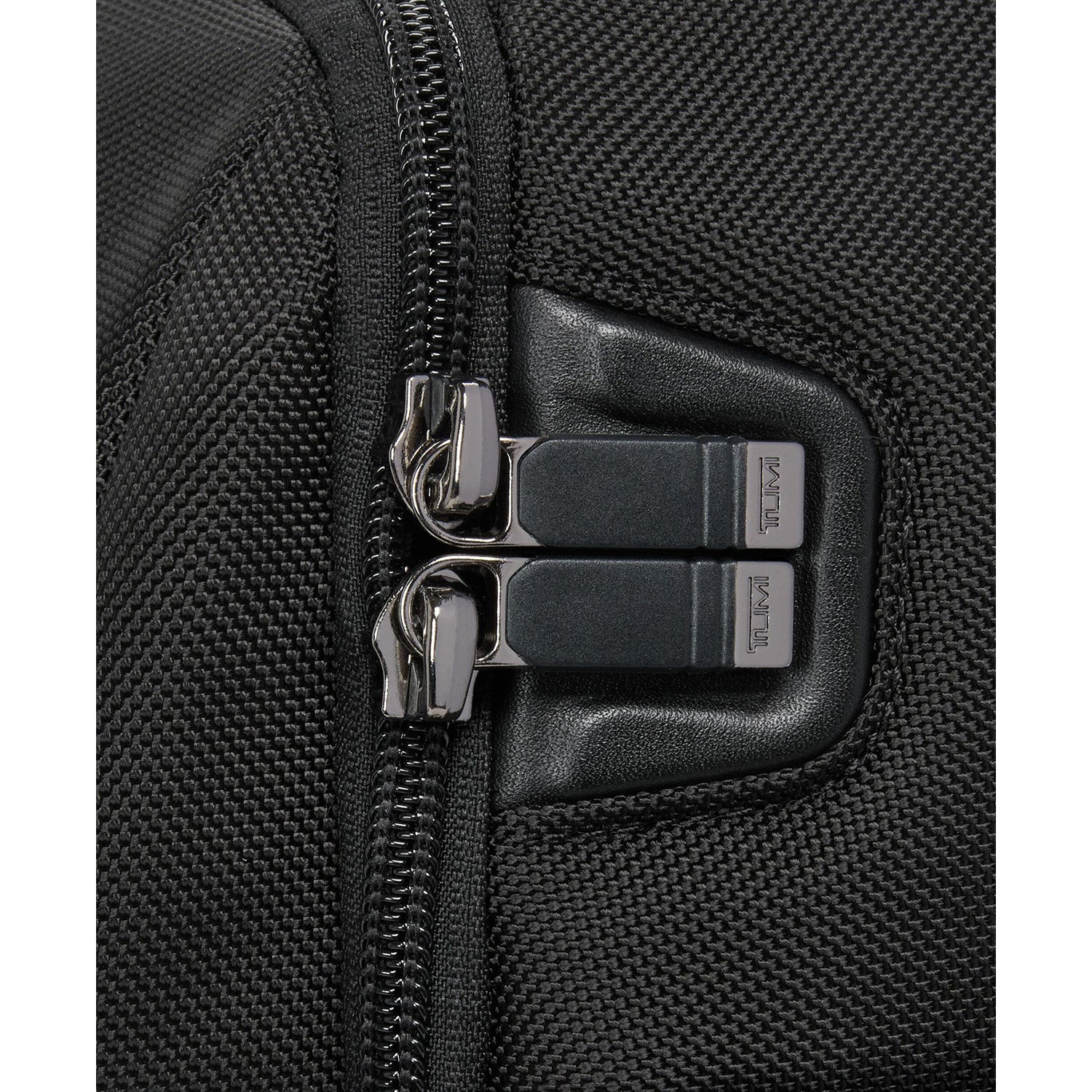 Tumi Alpha Brief Pack