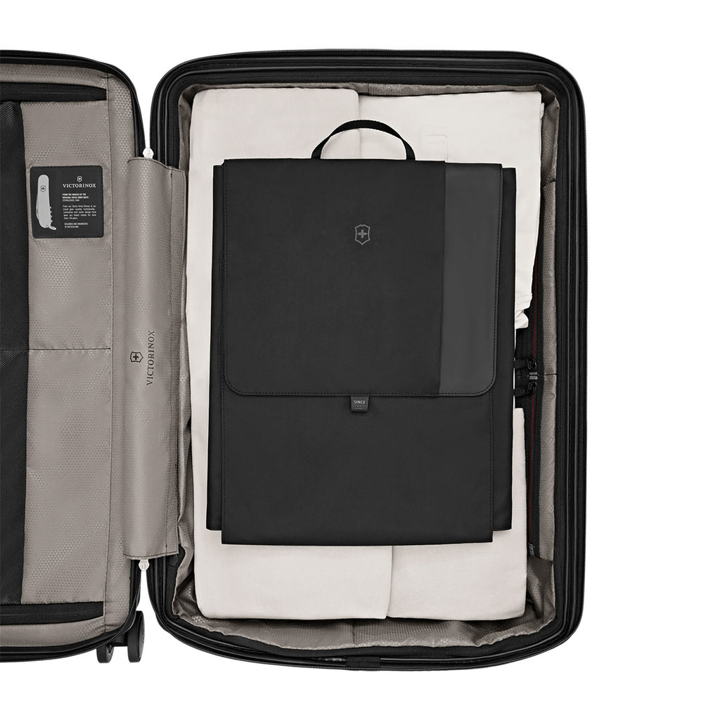 Travel Essentials Medium Packmaster