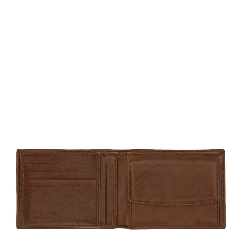 Lieblingstasche brown leather bi-fold wallet with coin pocket and card slots.