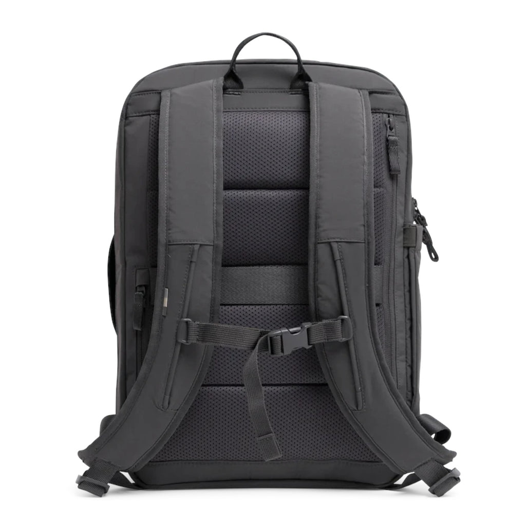 Lieblingstasche Commuter Pack in charcoal grey with padded mesh back panel, adjustable straps, and chest buckle.