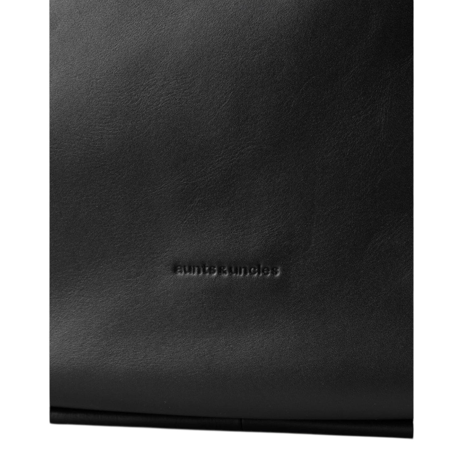 Lieblingstasche Coral black leather handbag detail with embossed aunts & uncles logo