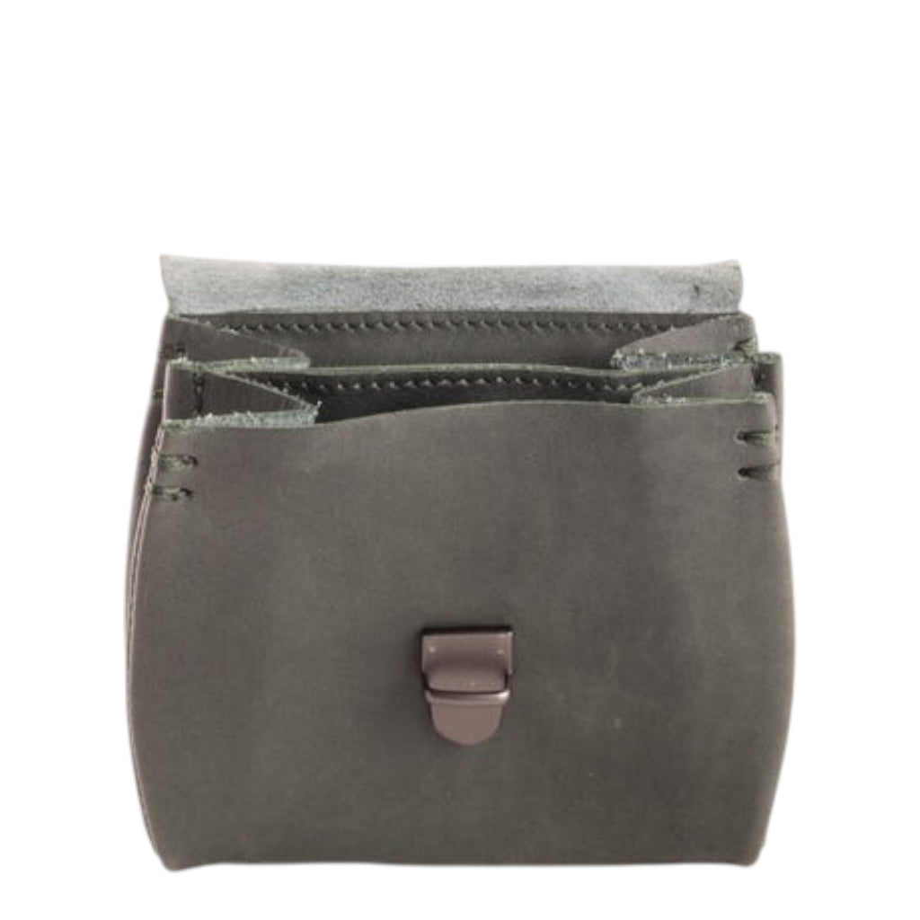 Lieblingstasche Fold Wallet S in dark grey leather with a metal clasp closure and visible stitching.