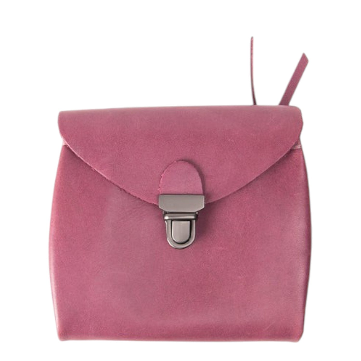 Lieblingstasche Fold Wallet S in dusty rose leather with a silver clasp closure and a small tab detail.