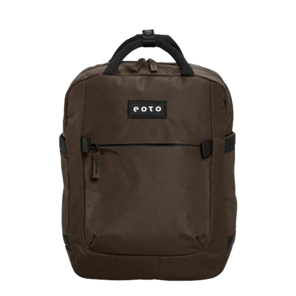 Lieblingstasche eoto Small16 compact brown daypack with top handles and front zip pocket