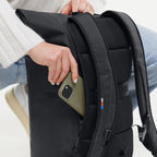 Lieblingstasche GOT BAG Rolltop Lite 2.0 black backpack with side zipper pocket and padded shoulder straps