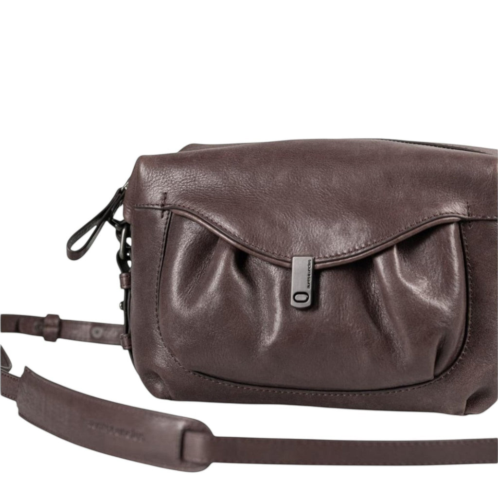 Lieblingstasche Mrs. Cannoli dark brown leather crossbody bag with a gathered flap and metal clasp closure.