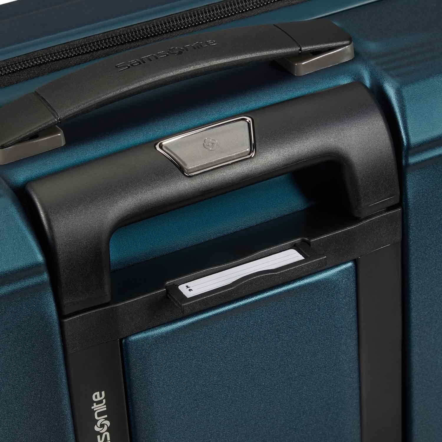 Lieblingstasche NUON Spinner 55/20 Exp carry-on suitcase in metallic teal with integrated handle and luggage tag