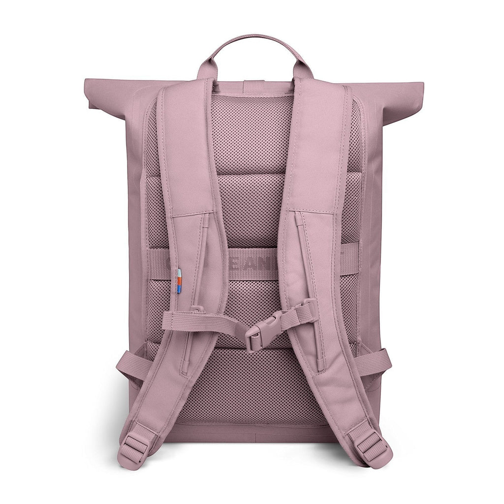 Lieblingstasche Rolltop Lite 2.0 backpack in dusty rose with padded straps and mesh back panel.
