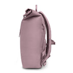 Lieblingstasche Rolltop Lite 2.0 dusty rose backpack with rolltop closure and mesh side pockets.