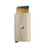 Lieblingstasche Secrid Envelope wallet in beige leather with a snap button closure and integrated card protector