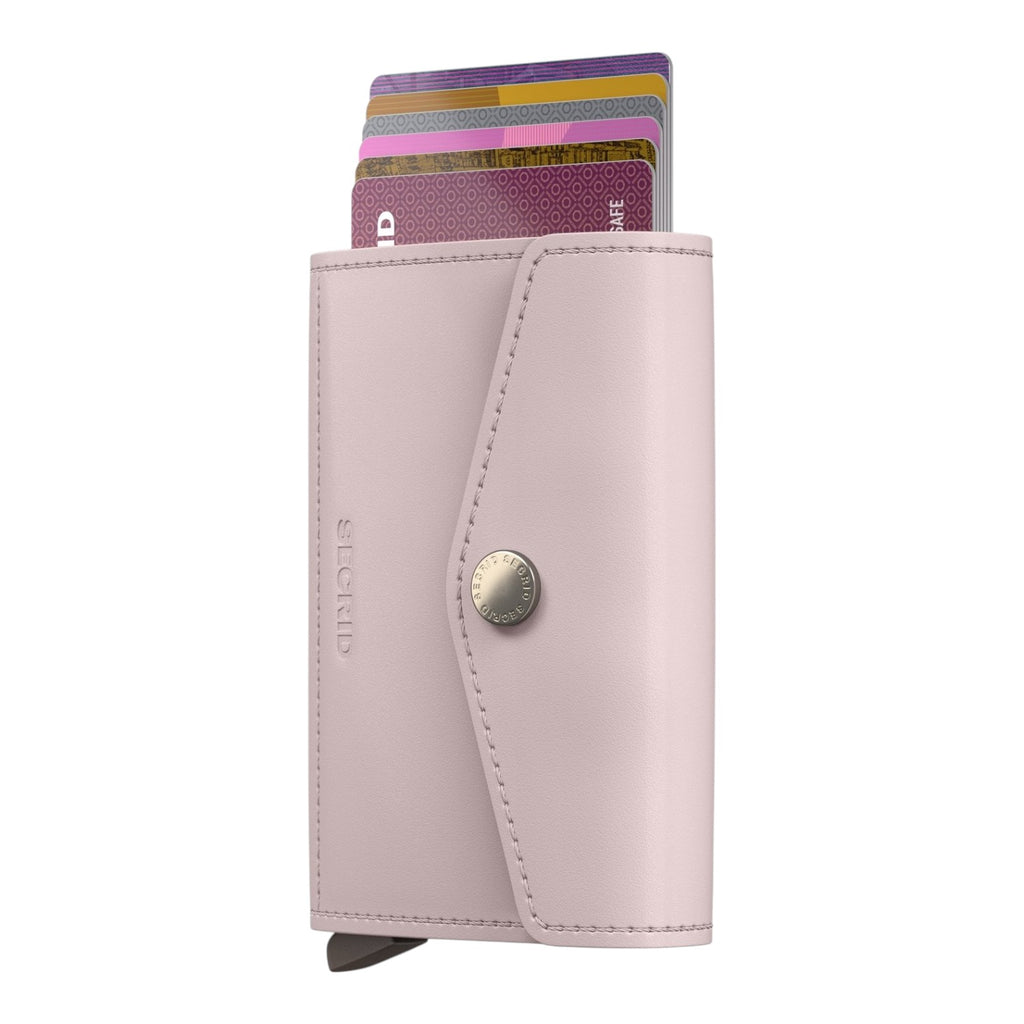 Lieblingstasche Secrid Envelope Original cardholder in light pink leather with a snap button closure