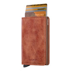 Lieblingstasche Secrid Slimwallet Vintage in brown leather with an aluminium card protector and RFID protection.