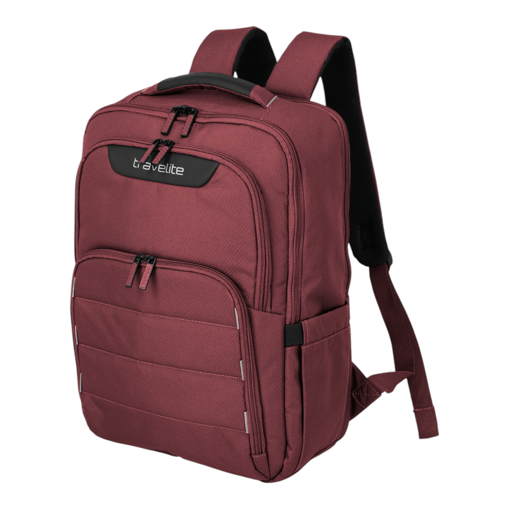 Lieblingstasche Skaii Rucksack M in burgundy with multiple zippered compartments and padded shoulder straps
