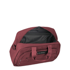 Lieblingstasche Skaii Weekender travel bag in dark red with an open main compartment and front zip pocket