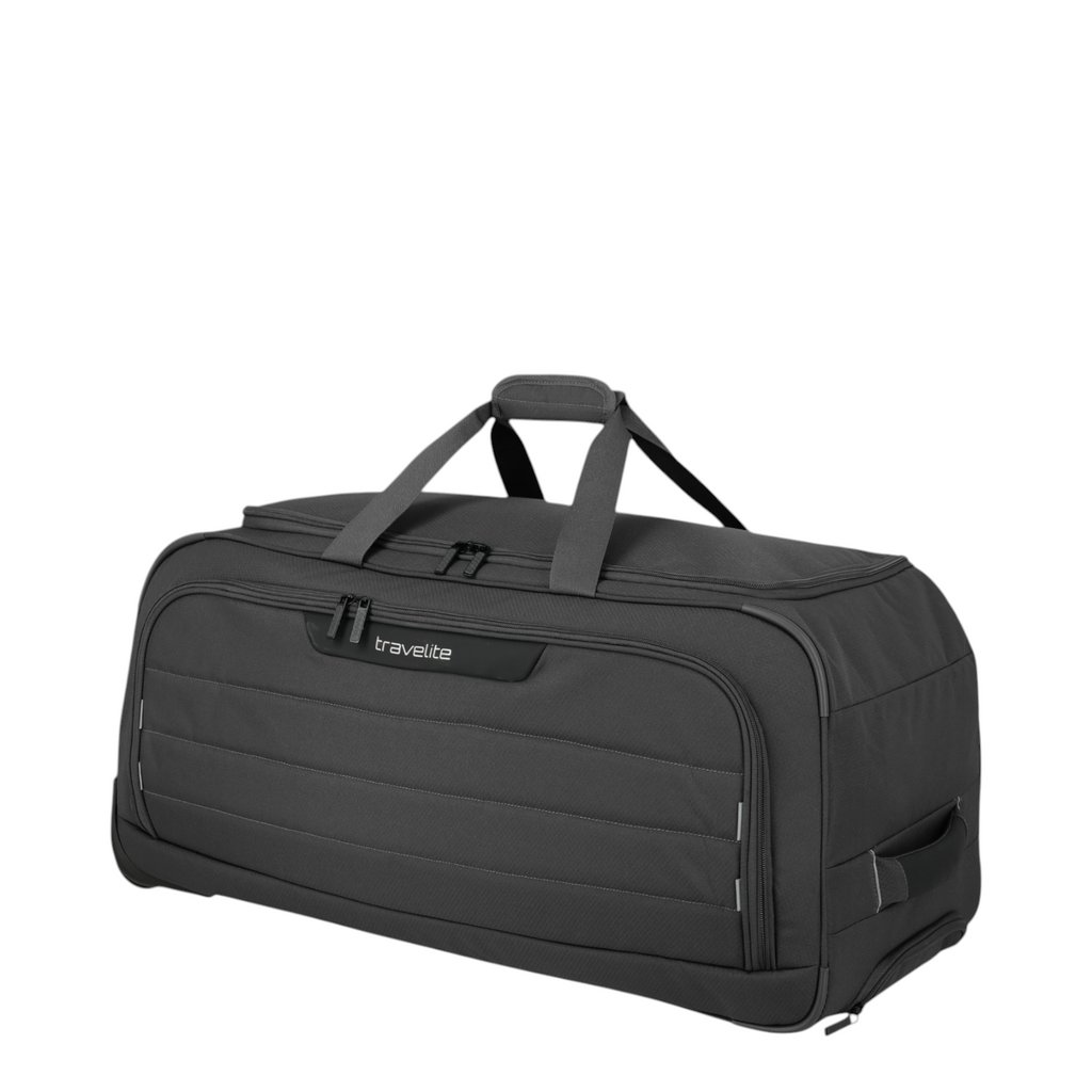 Lieblingstasche Skaii Wheeled Duffle M in black, a durable travel bag with wheels and top carry handles.