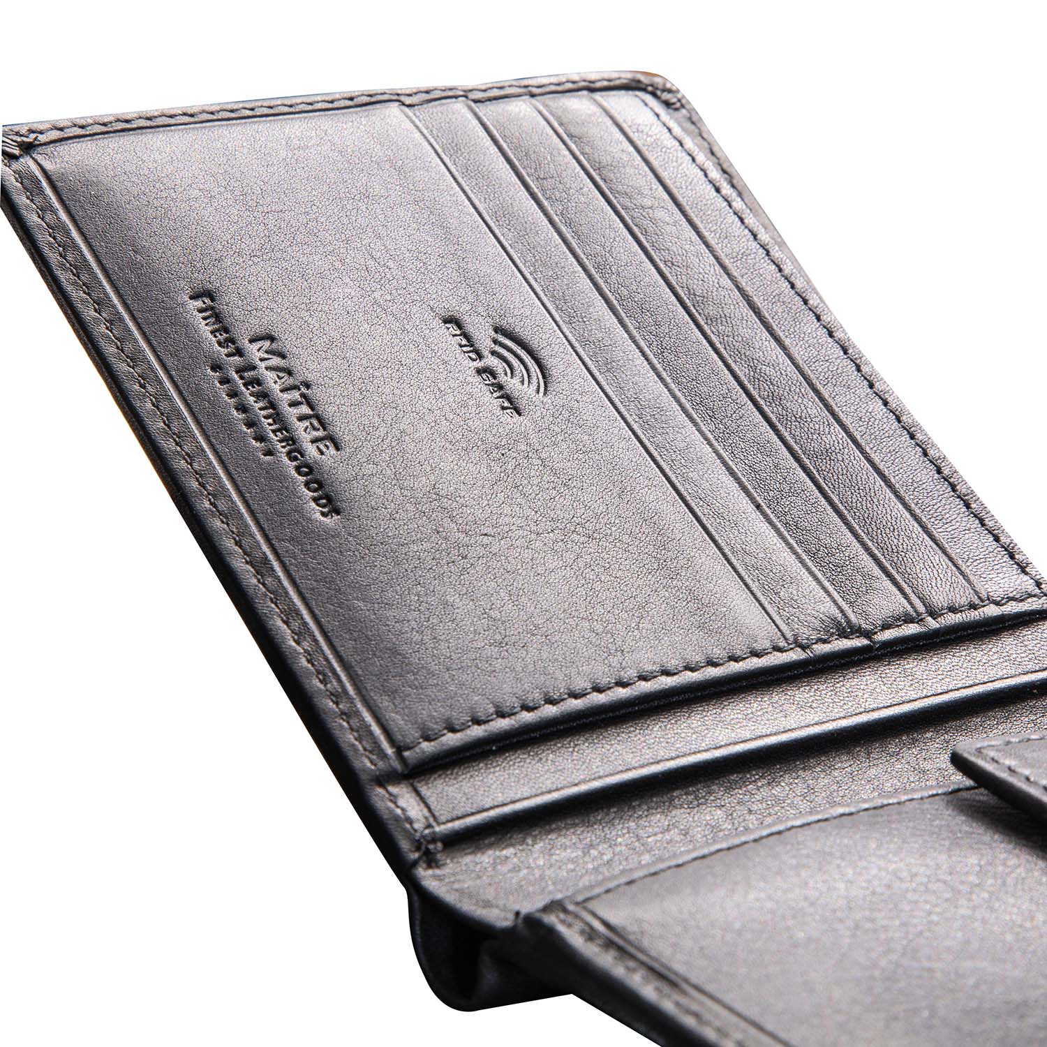 Ma-tre_F3-Gilbrecht-Billfold-H4_4060001461-900_black_05