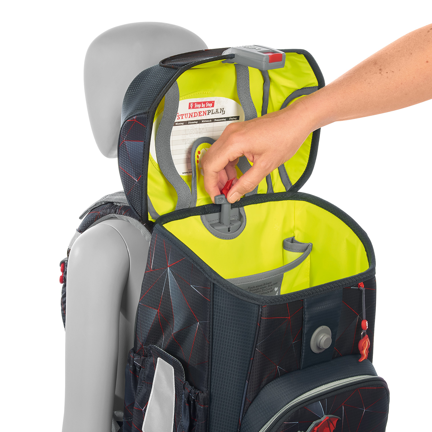 Step-by-Step_Cloud_Dragon-Drako-8