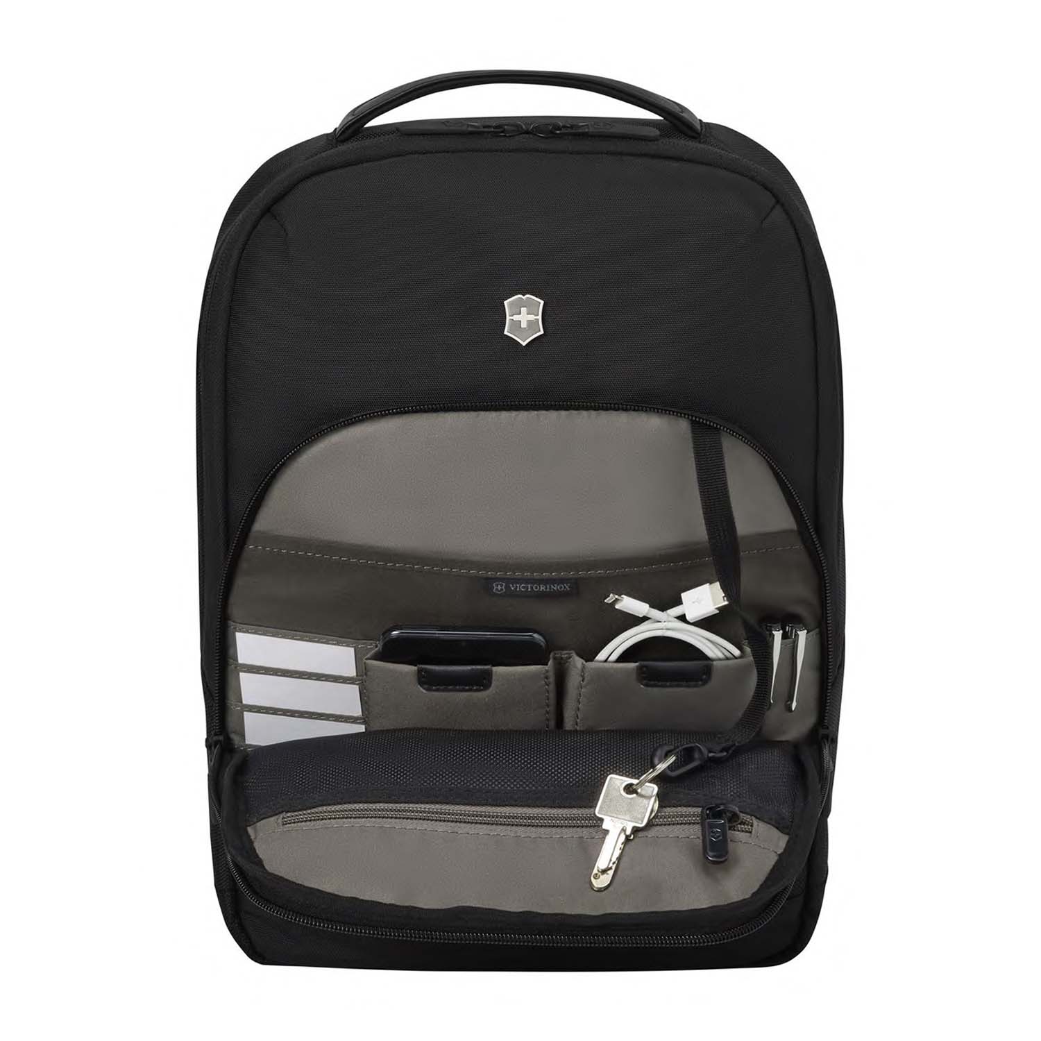 Victorinox_Altmont-Professional-City-Laptop-Backpack_612253_black_05